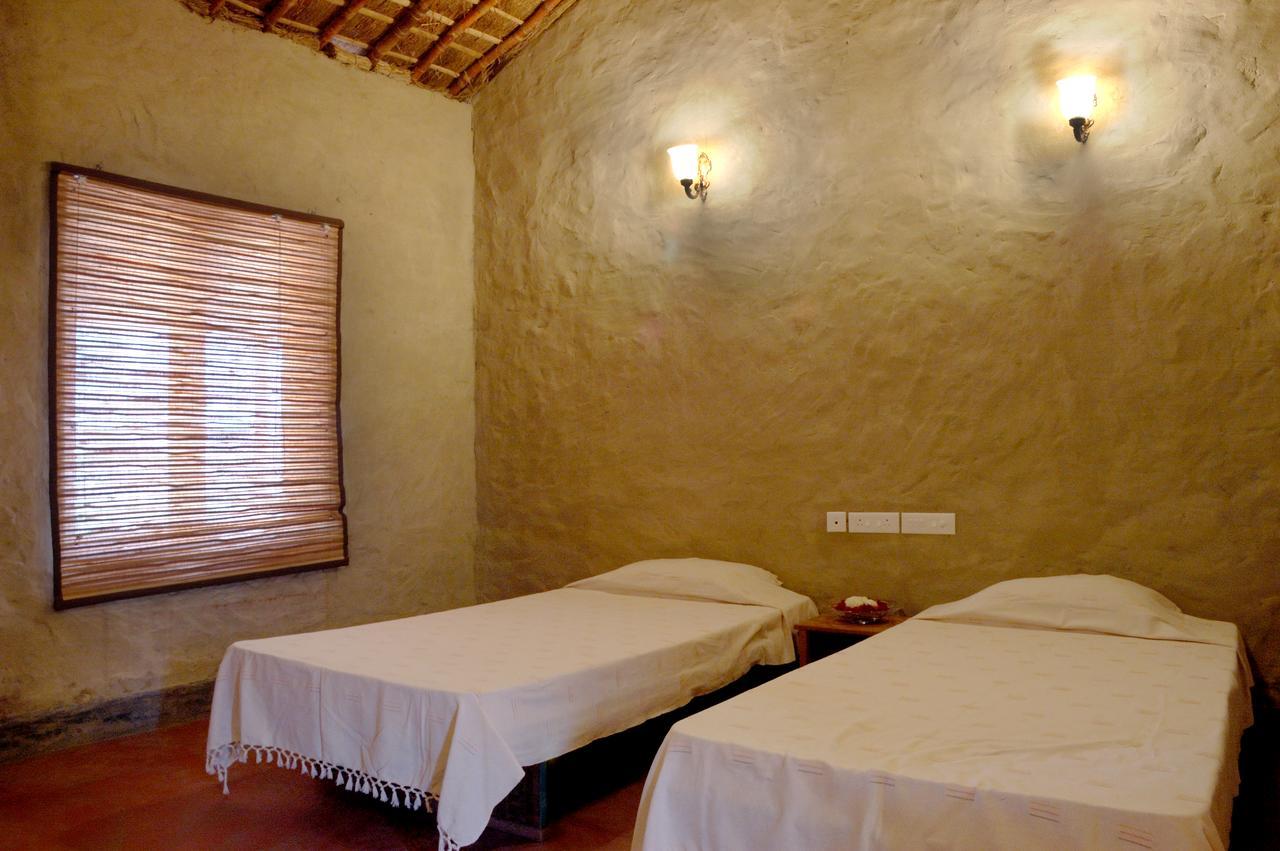 Dr. Sudha'S Ayurveda Hotel Muzaffarnagar ภายนอก รูปภาพ