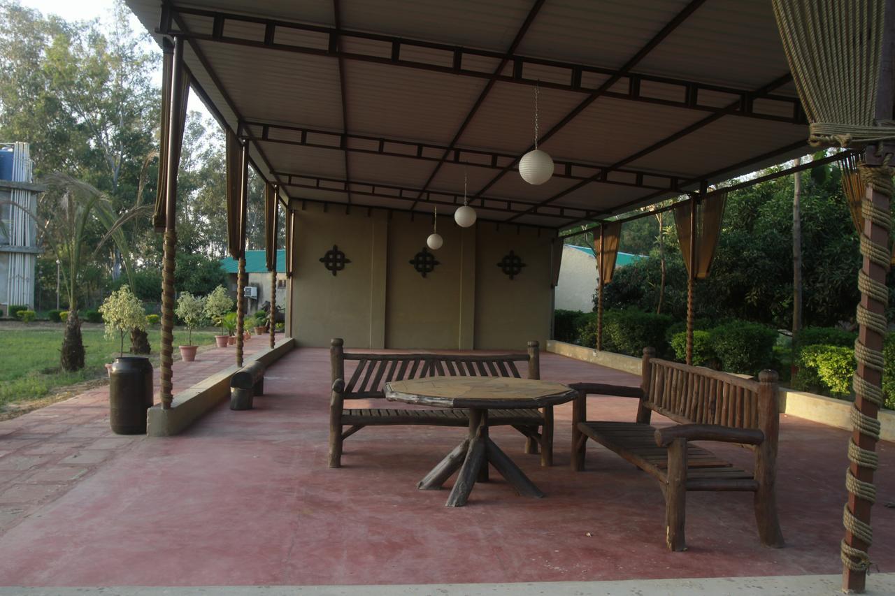 Dr. Sudha'S Ayurveda Hotel Muzaffarnagar ภายนอก รูปภาพ